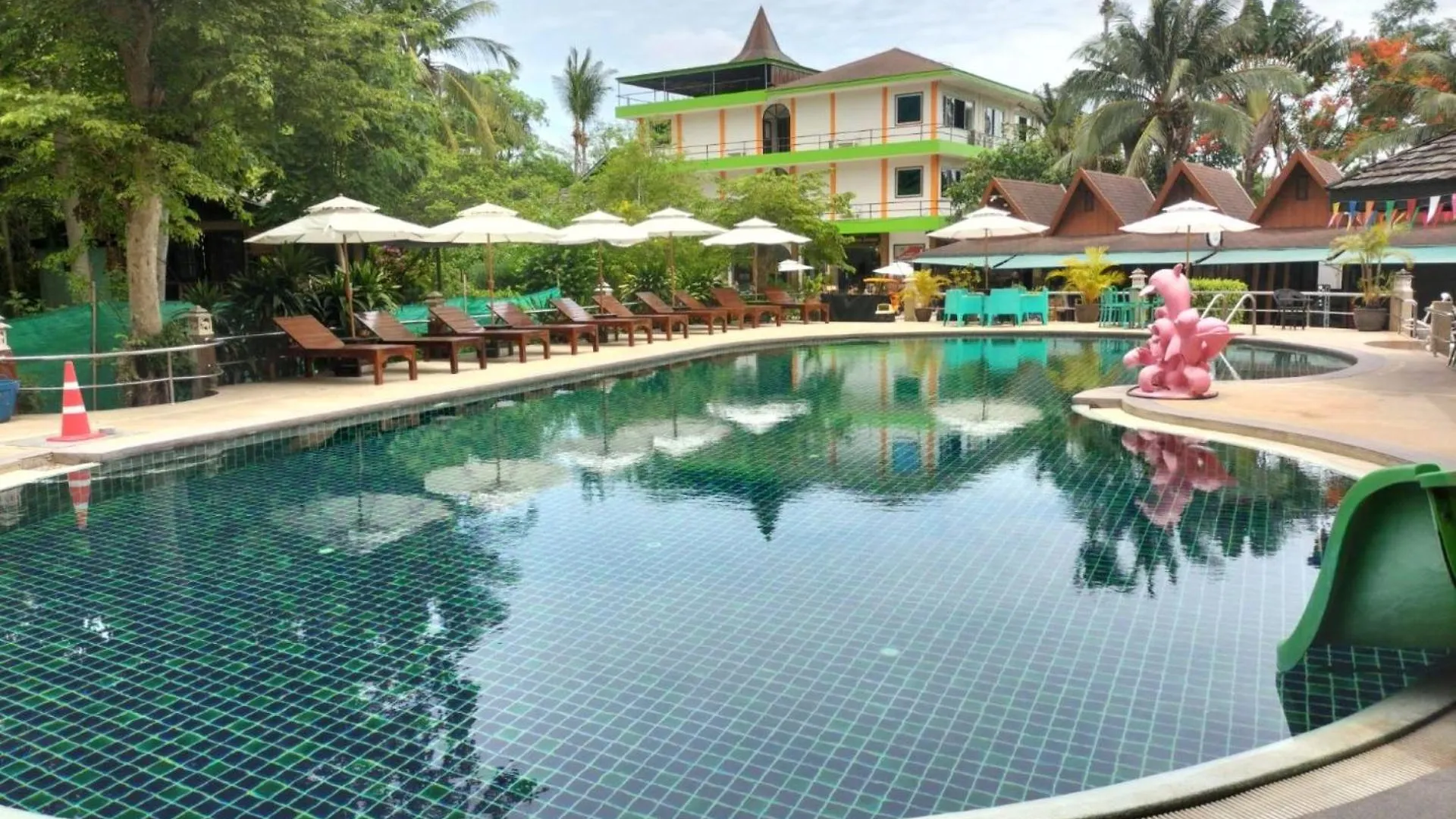 Lotus Hostel Beach Ko Tao Thailand